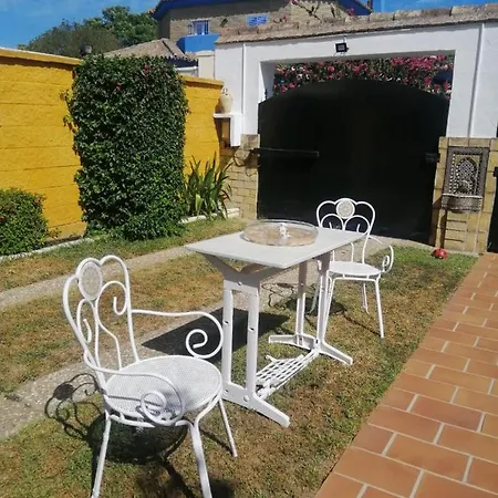 Room In Lovely Cottage House Habitaciones En Chalet En Cadiz San Fernando Exterior photo