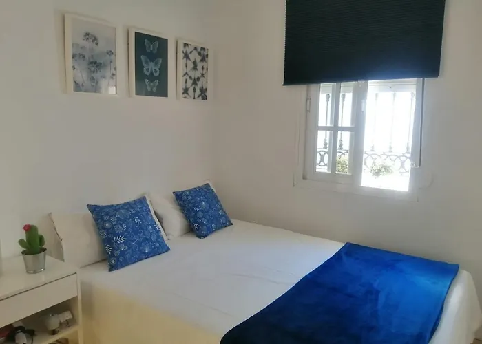 Room In Lovely Cottage House Habitaciones En Chalet En Cadiz San Fernando