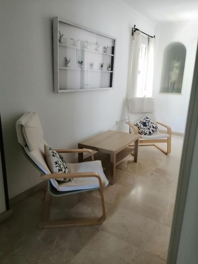 In Lovely House En En Cadiz San Fernando
