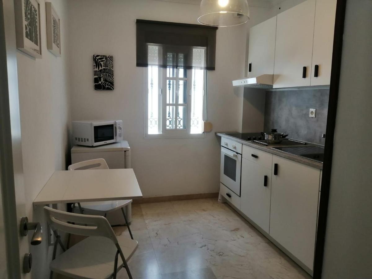 Homestay In Lovely House En En Cadiz *