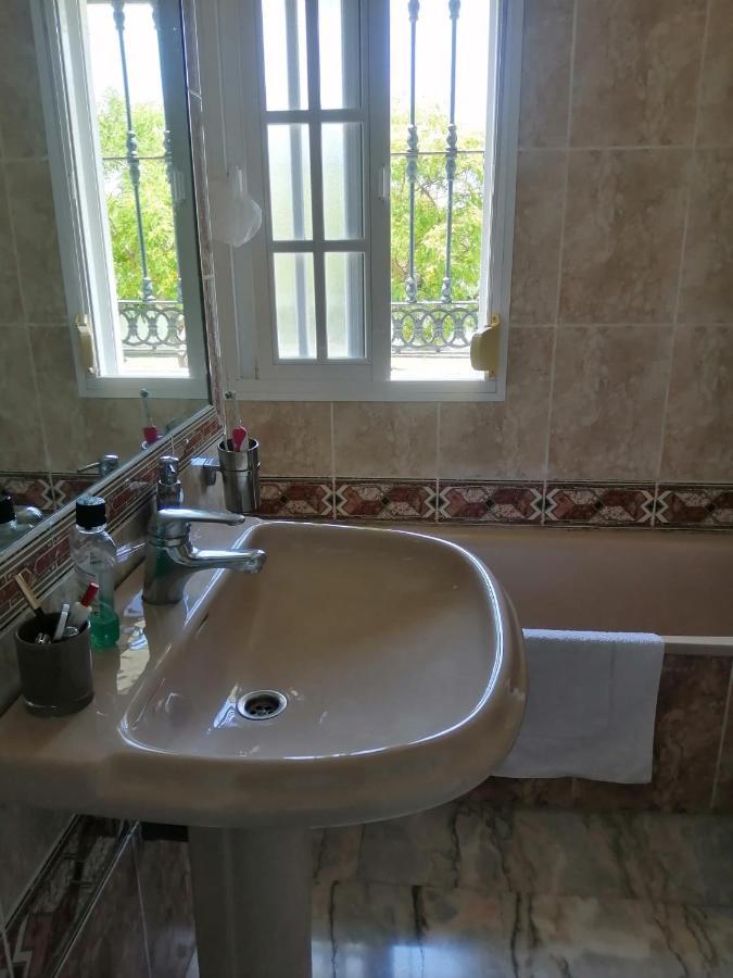 Homestay In Lovely House En En Cadiz *